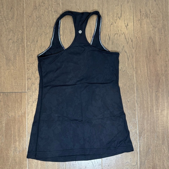 Lululemon Black Lace-Effect Tank Top - Picture 2 of 7